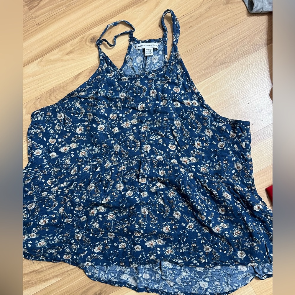 Crop top - Picture 2 of 2